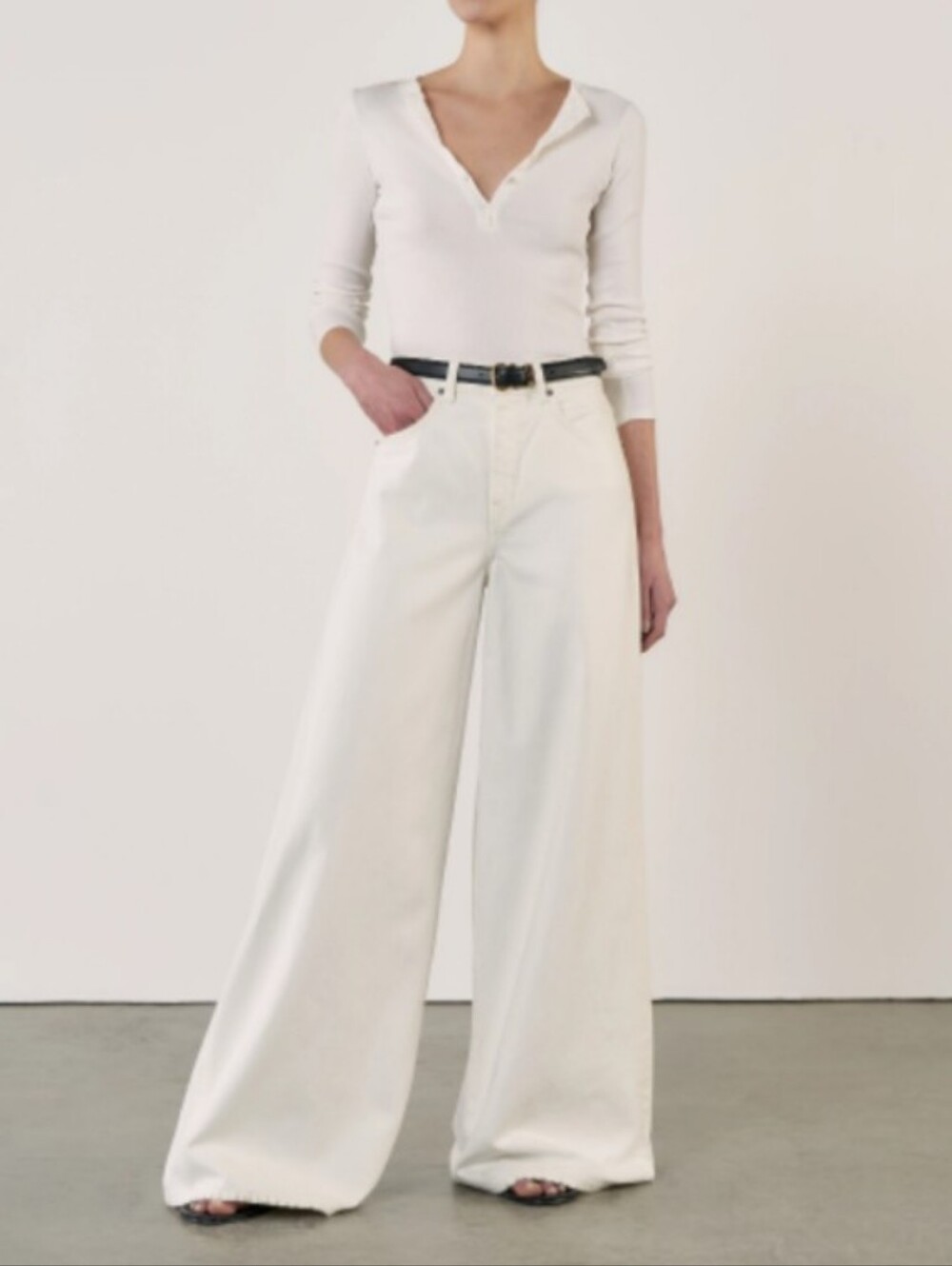 NILI LOTAN Josette Wide Leg High Rise Jeans In Cream 26.